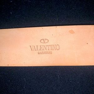 Valentino Roman Stud female belt cream